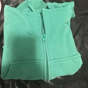 Aritzia cozy fleece boxy hoodie -cropped